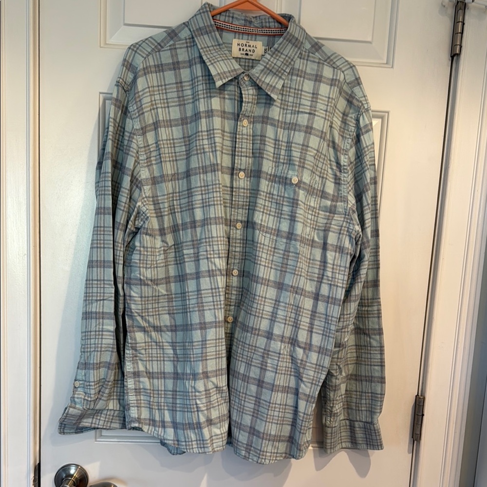 Plaid Button-Up Shirt Normal Brand